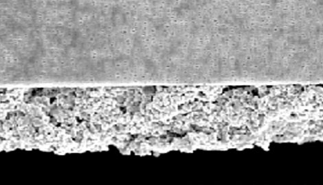 电芯裂口，不着火，不爆炸，重量减轻≤10%