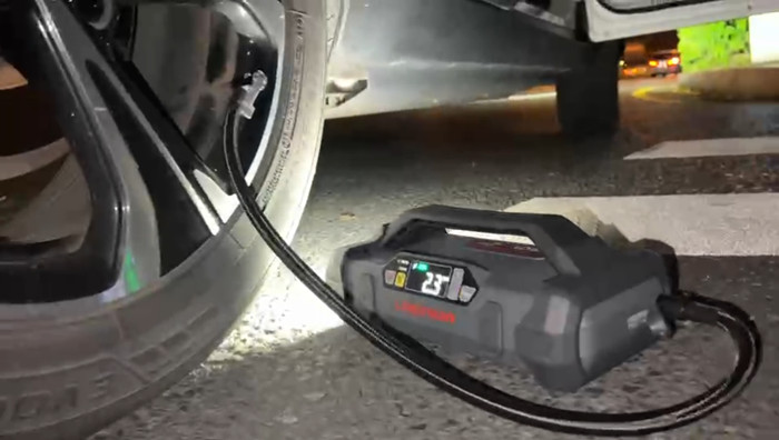 Lokithor便携式无线车载充气泵 Lokithor便携式无线车载充气泵