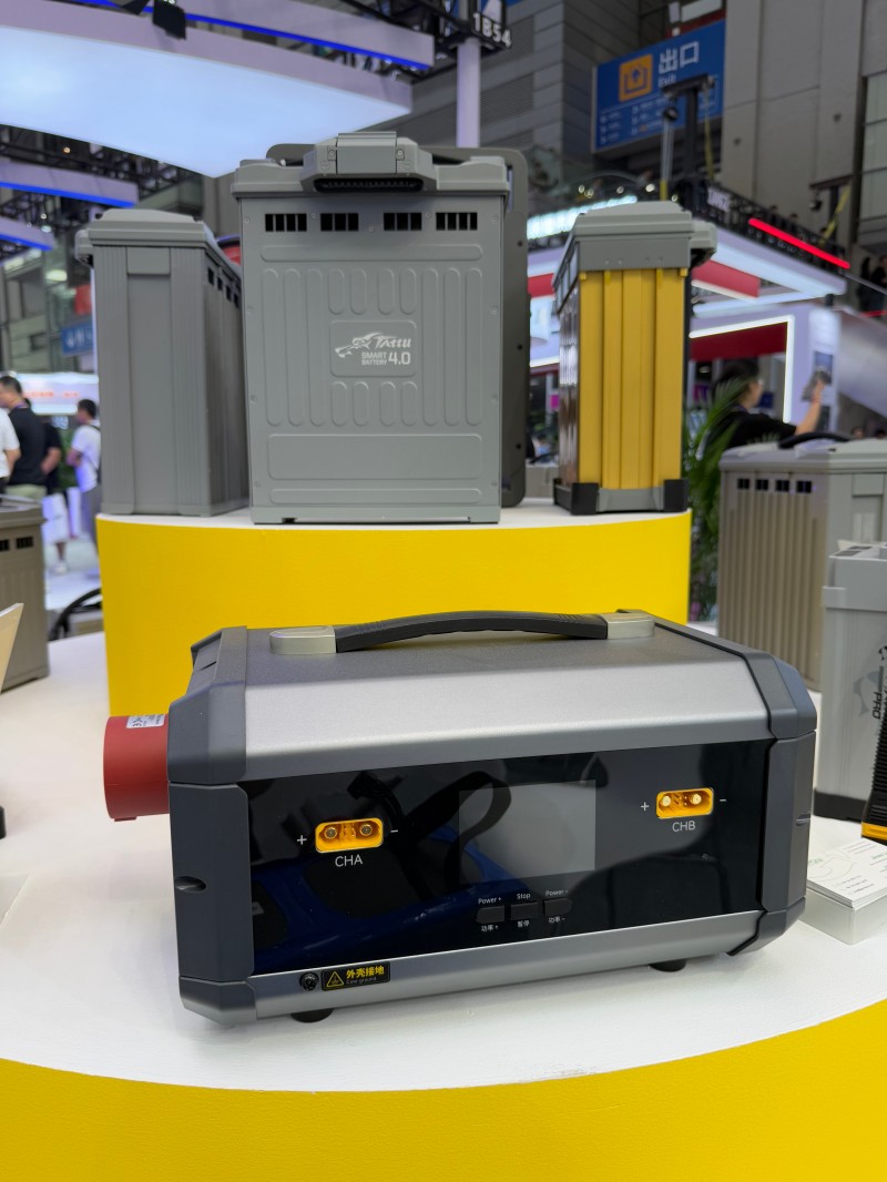 植保无人机电池平衡充电器 植保无人机电池平衡充电器