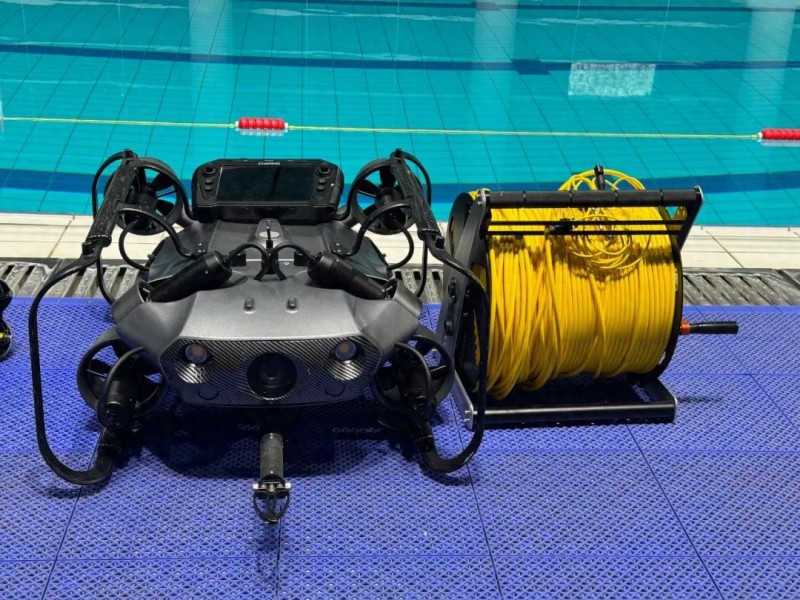 泳池清洗机器人 泳池清洗机器人